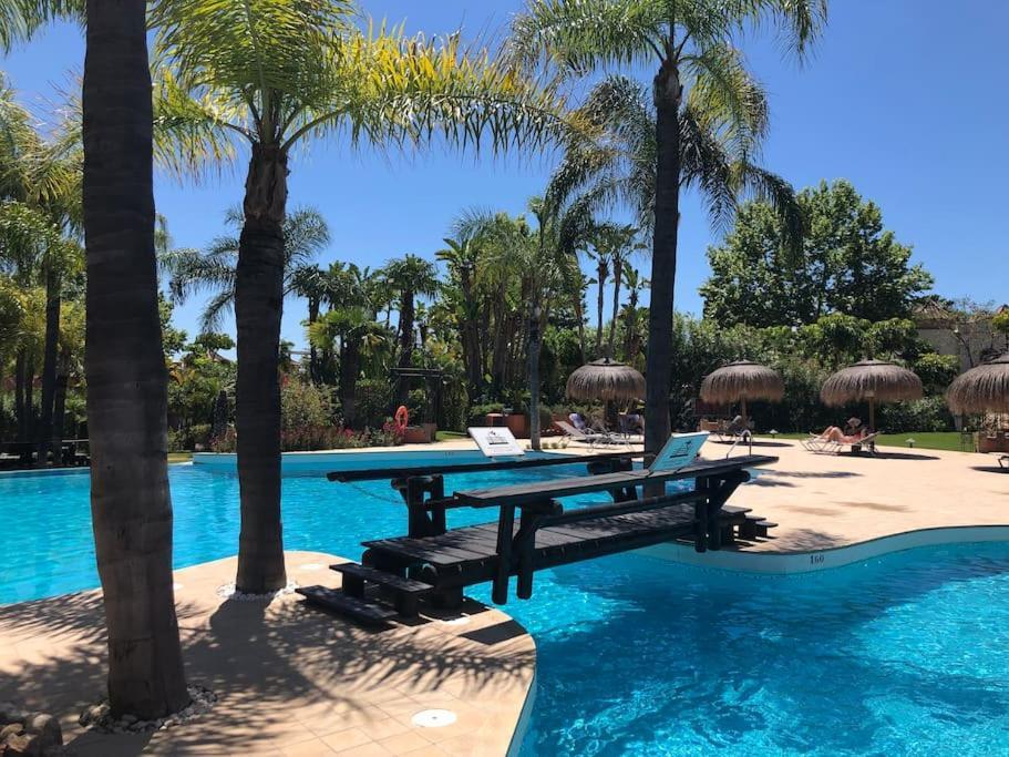 Сasa de vacaciones Luxury Duplex Penthouse By Puerto Banus Marbella