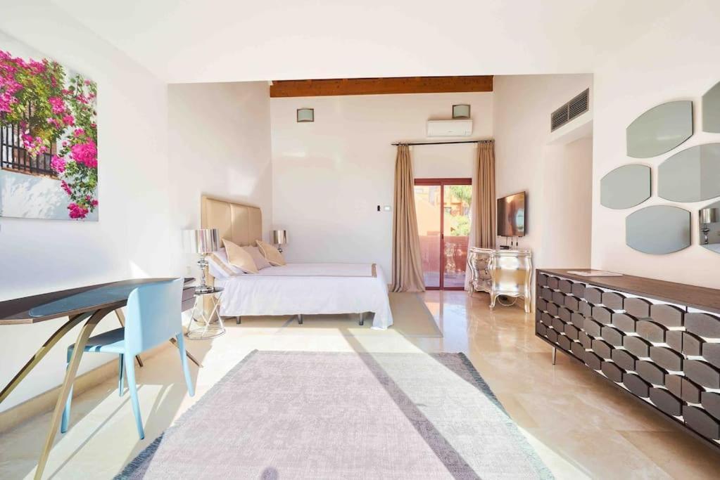 Luxury Duplex Penthouse By Puerto Banus